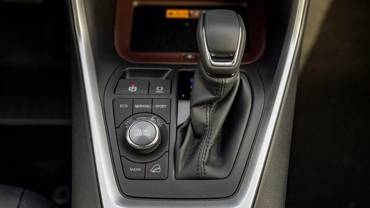 Toyota RAV4 XLE 2.0L-11-0