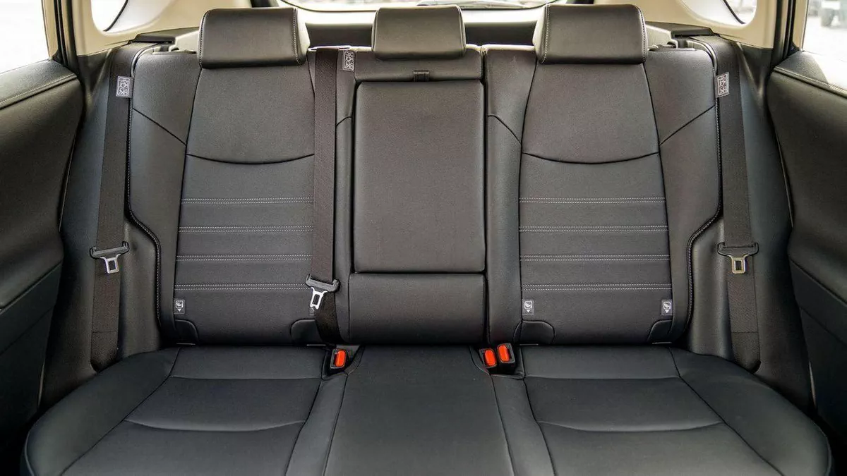 Toyota RAV4 XLE 2.0L-4-0