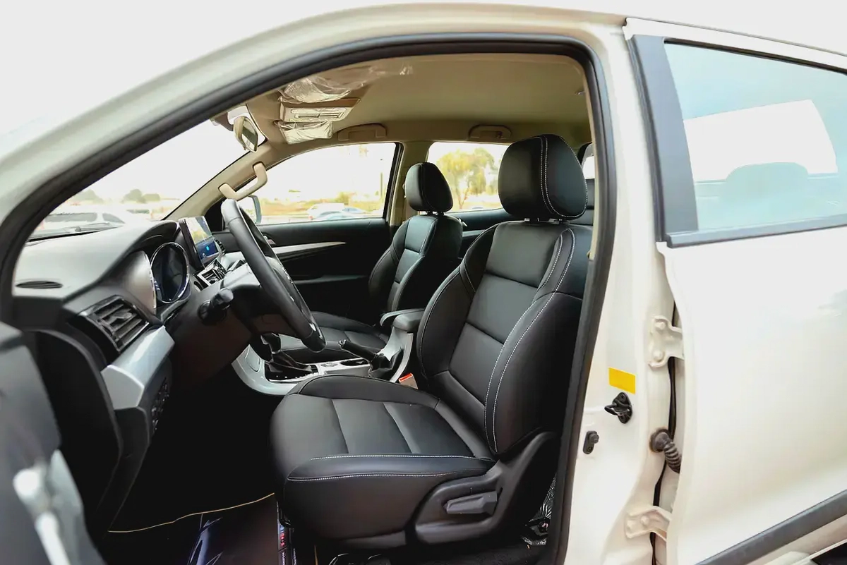 Dongfeng Rich 6 | Double Cabin 4X4 | Automatic | GCC Specs | Ref#D05416-8-8