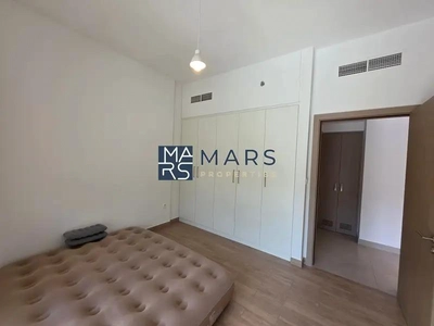 🌊 Sea Breeze Living | 1BR with Pool View!-7