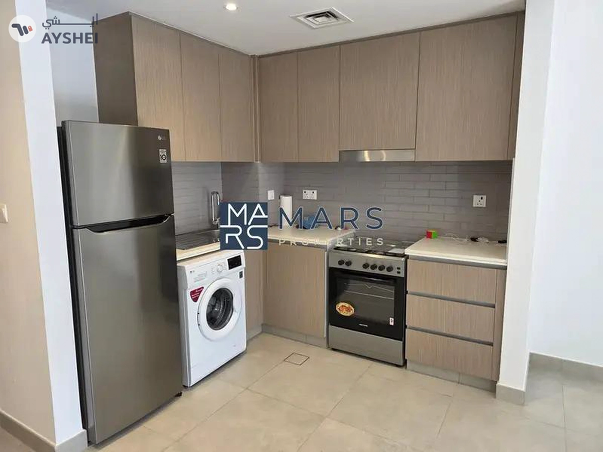 🌊 Sea Breeze Living | 1BR with Pool View!-4-4
