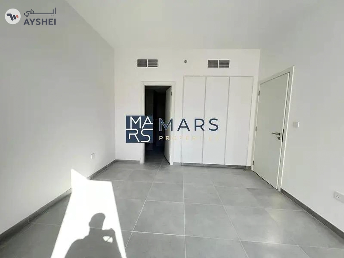 Ready to move 1 bedrooms apartment is available for sales in Tiraz Building Al Jada 