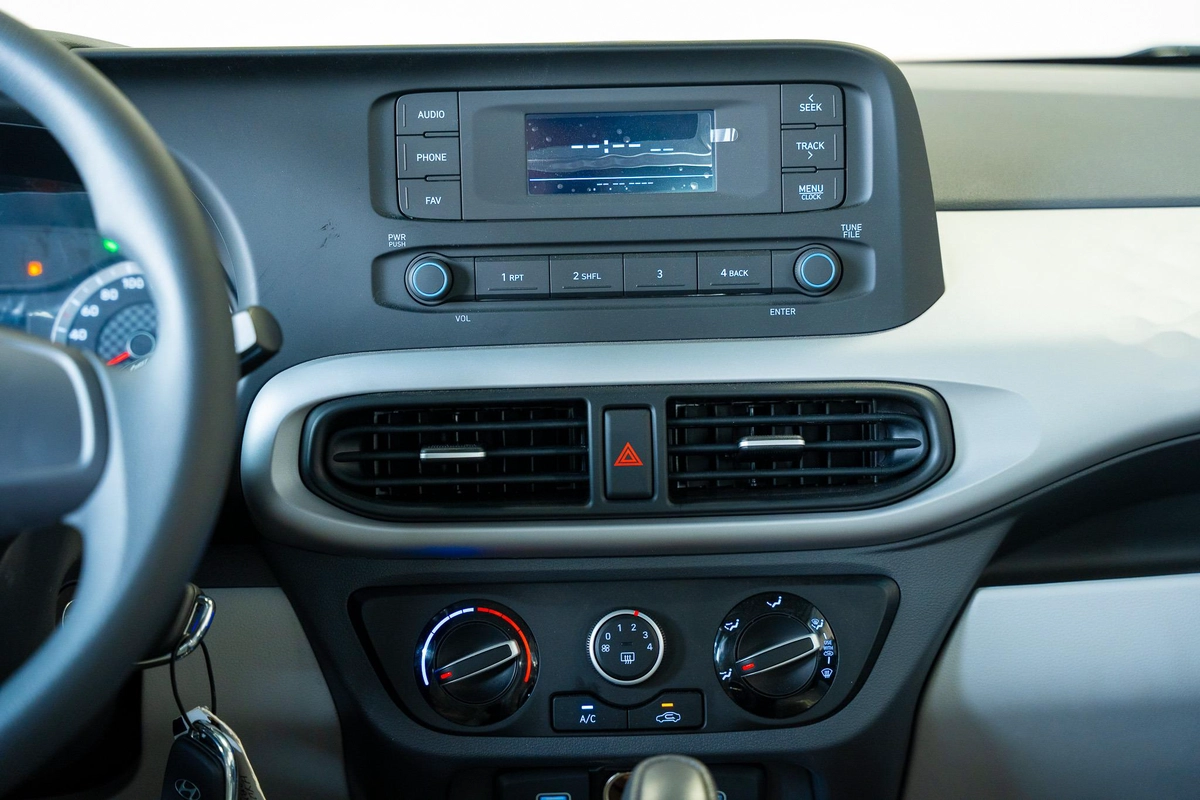 HYUNDAI GRAND i10 MODEL 2026 GCC SPECS-23-23