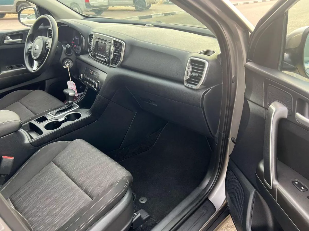 Kia Sportage LX 2019 Kia Sportage Mioption-Rear Camara -2.4L-V4--10-0