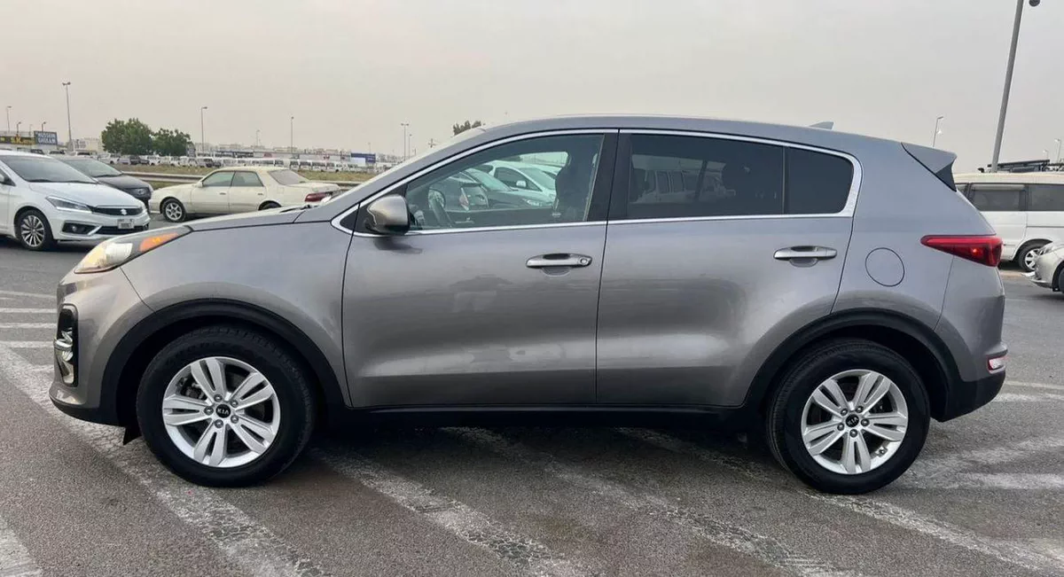 Kia Sportage LX 2019 Kia Sportage Mioption-Rear Camara -2.4L-V4--3-0