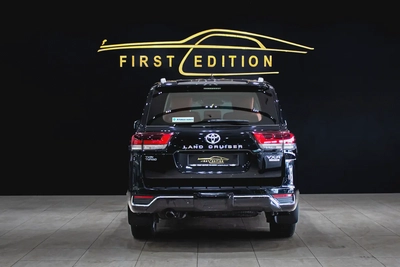 2023 ll Land Cruiser Vxr Twin Turbo ll Vip Seats Upgraded-5