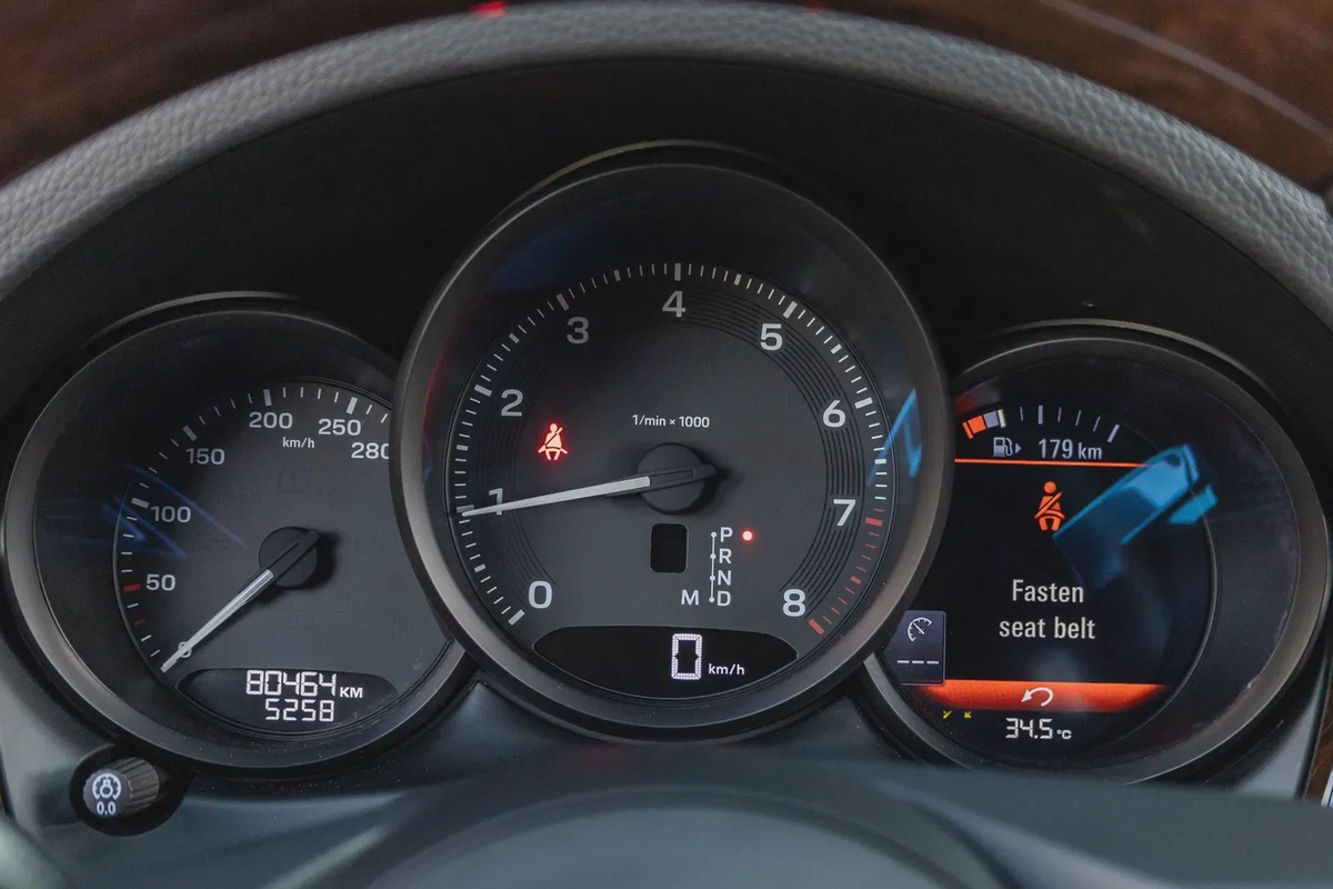 Porsche Macan 2023-4-4
