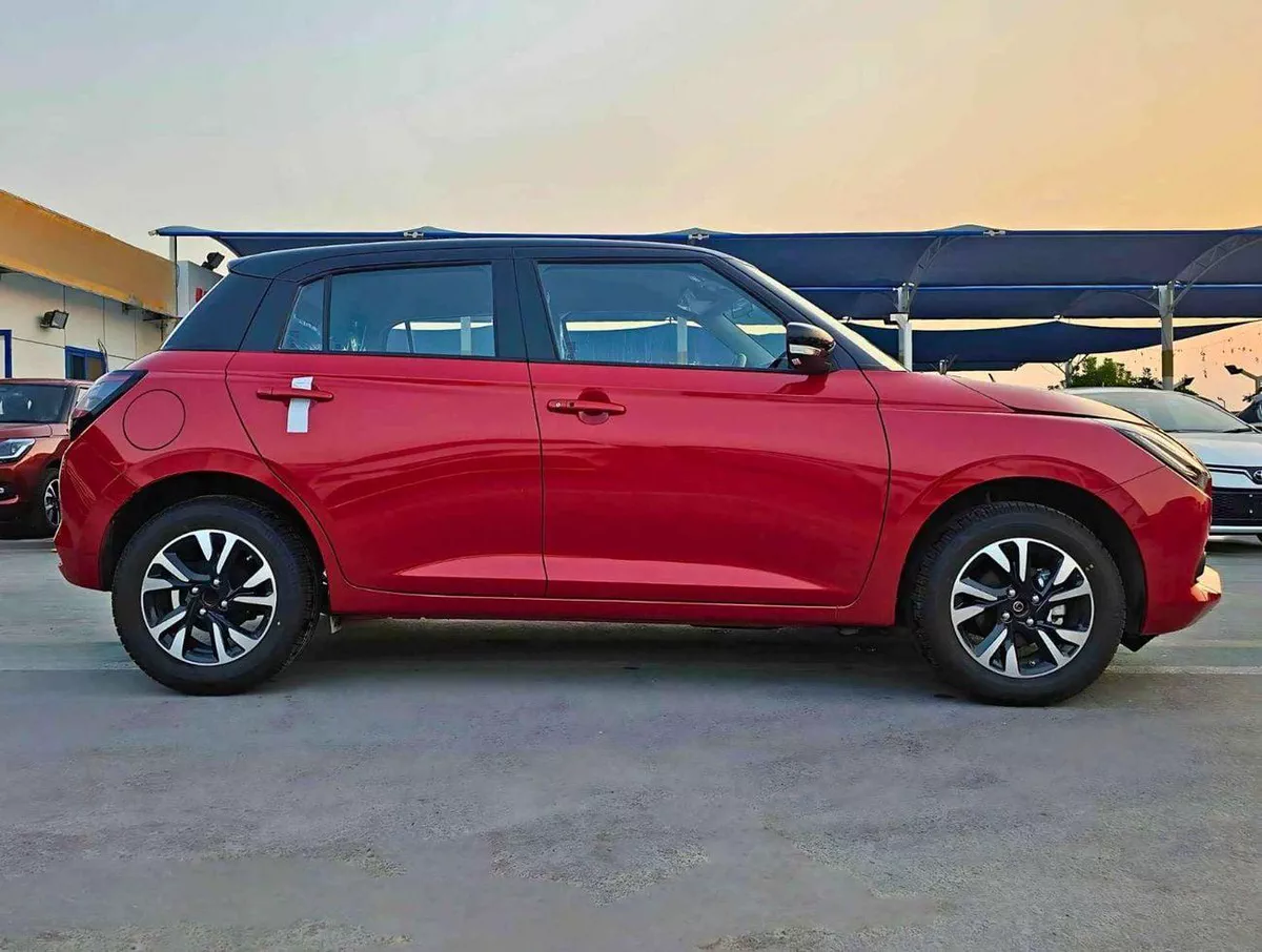 Suzuki Swift GLX DUAL TONE || 1.2L V4 PETROL / RADAR / PUSH START / DVD CAMERA (CODE # GLXR)-1-0