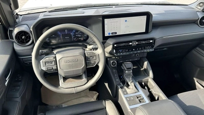 TOYOTA PRADO LUXURY | 2.4L V4 PETROL | FULL OPTION | 360 CAMERA WITH HEAD UP DISPLAY | 2026-14