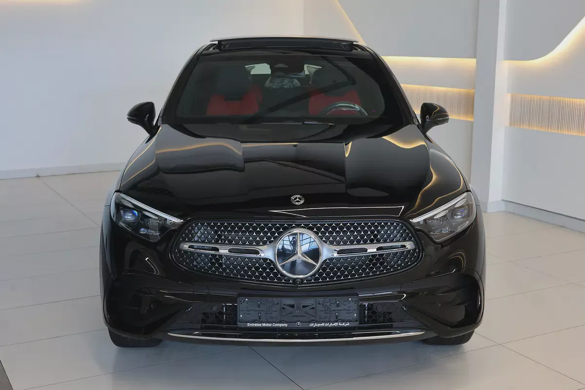 GLC200 COUPE 4MATIC - BRAND NEW - 5YRS UNDER WARRANTY - GCC SPECS - AVAIL COLOR ( WHITE, BLACK,-4-4
