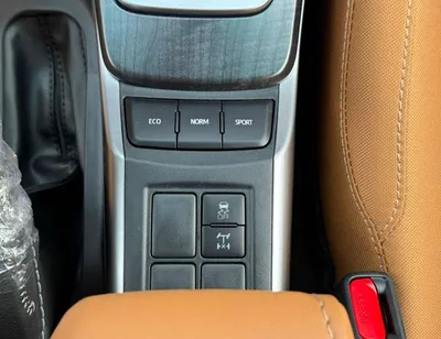Toyota Fortuner SR5 || 2.8L DIESEL V4 4WD | RADAR | 360*CAMERA | AUTO AC (CODE # FD6FO)-22