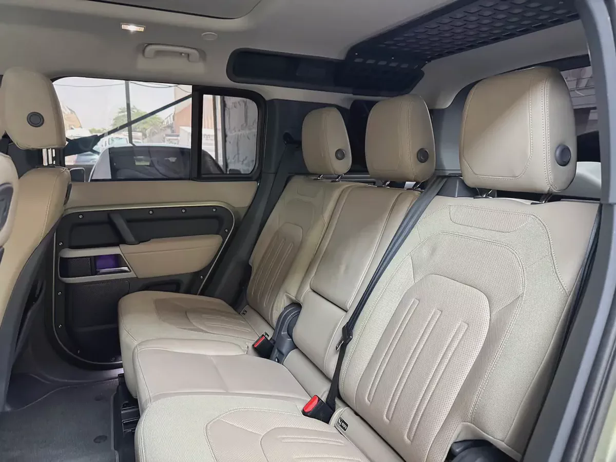 Land Rover Defender 110 75th Limited Edition 2020 GCC Specs-16-16