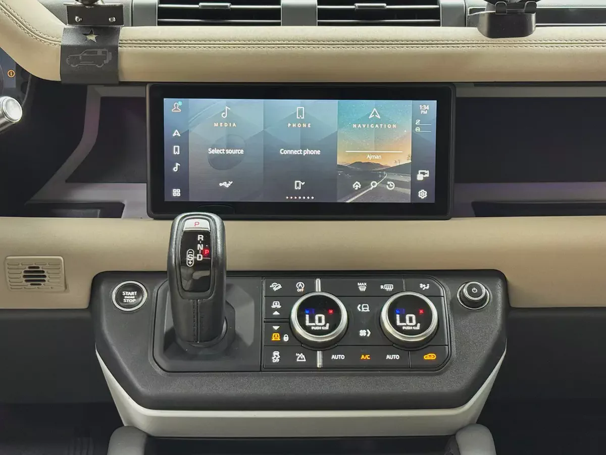 Land Rover Defender 110 75th Limited Edition 2020 GCC Specs-18-18
