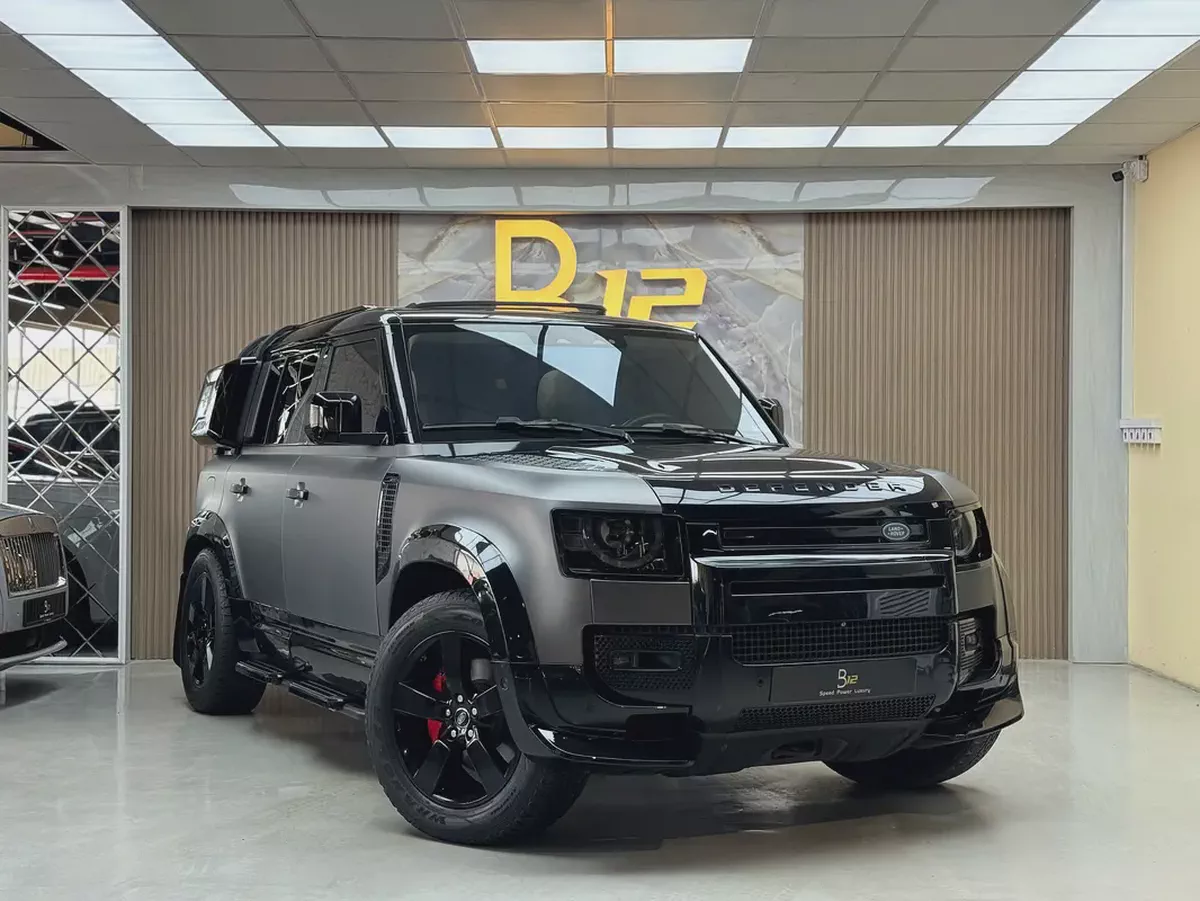 Land Rover Defender 110 75th Limited Edition 2020 GCC Specs-1-1