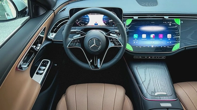 2025 Mercedes-Benz E200 | 0 kms | AMG Package-15
