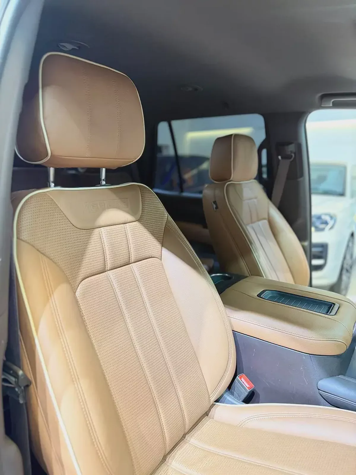 2023 Chevrolet Tahoe LS GCC Spec BH Edition With Warranty Only 56000 km-15-15