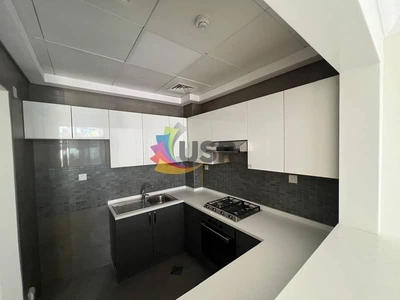 EXCELLENT 1BHK WITH BALCONY FOR FAMILY ALL AMENITIES 78K-7