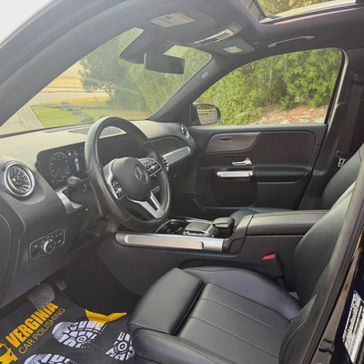 2022 Mercedes-Benz GLB 250 4MATIC | Full Option | Panoramic Sunroof | 360° Camera-16