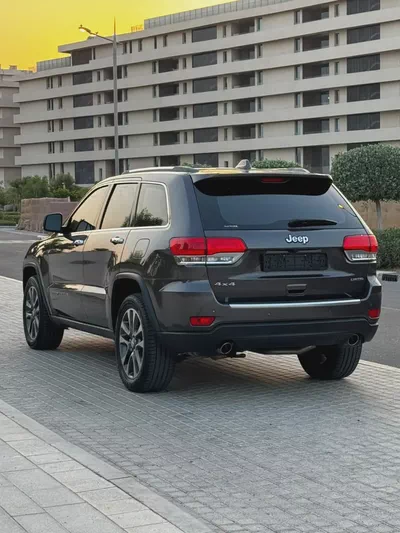 2018 Jeep Cherokee Limited GCC Specs-6