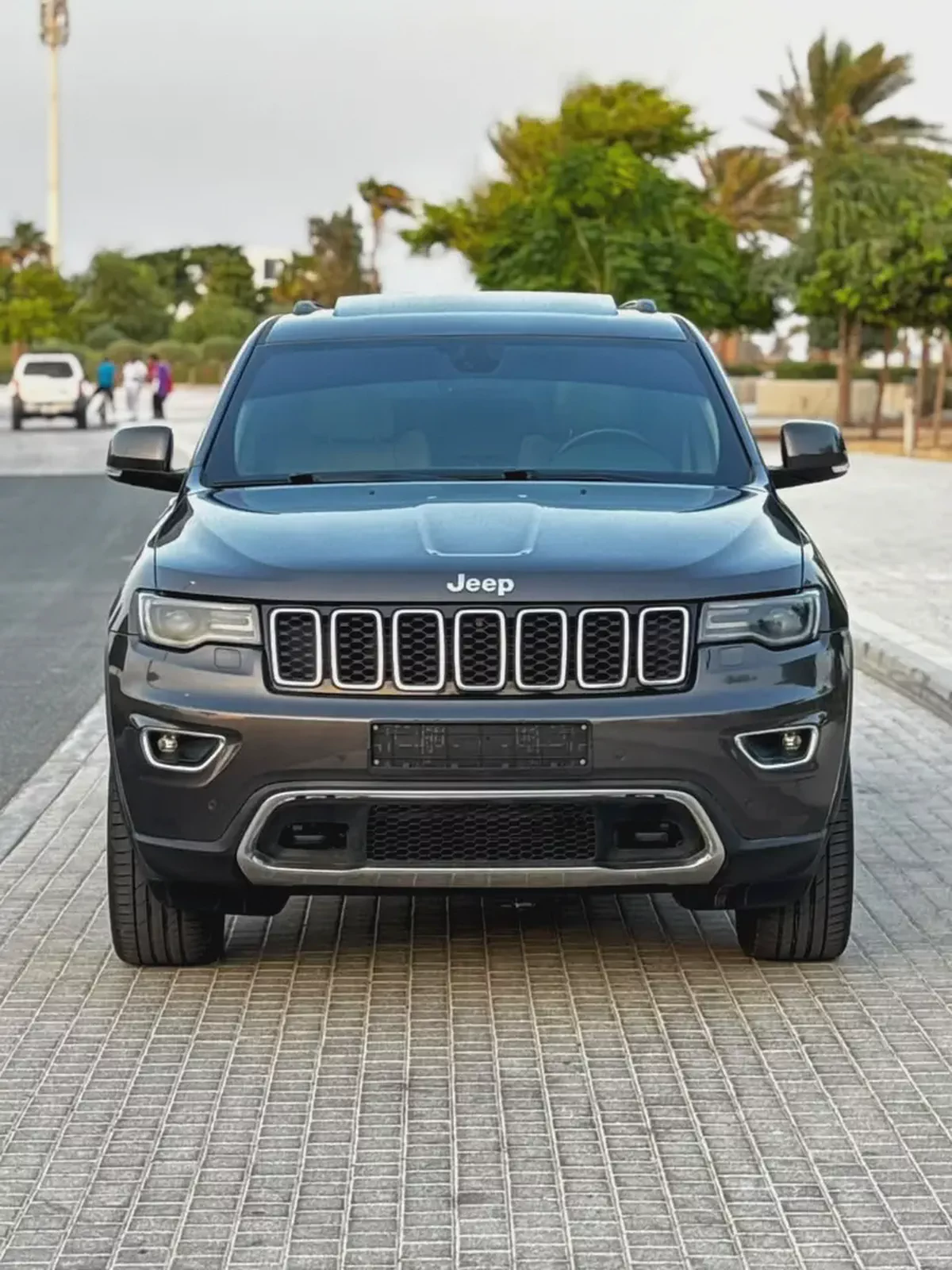 2018 Jeep Cherokee Limited GCC Specs-1-1