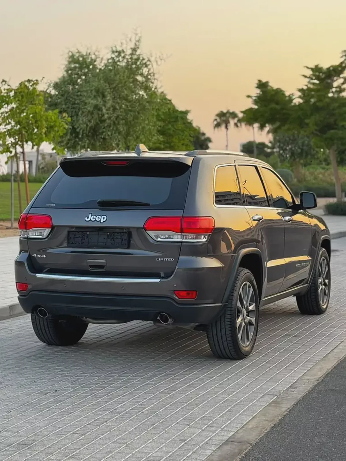2018 Jeep Cherokee Limited GCC Specs-3-3