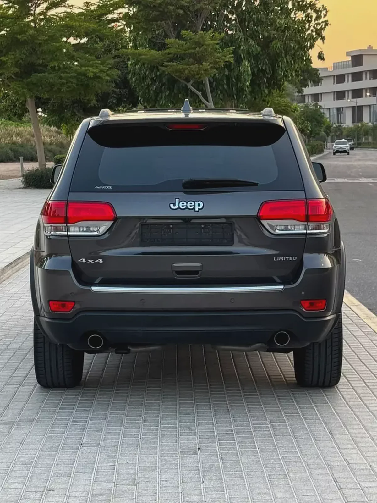 2018 Jeep Cherokee Limited GCC Specs-5-5