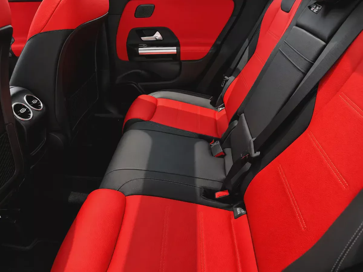 2025 Mercedes Benz GLA35 AMG-16-16