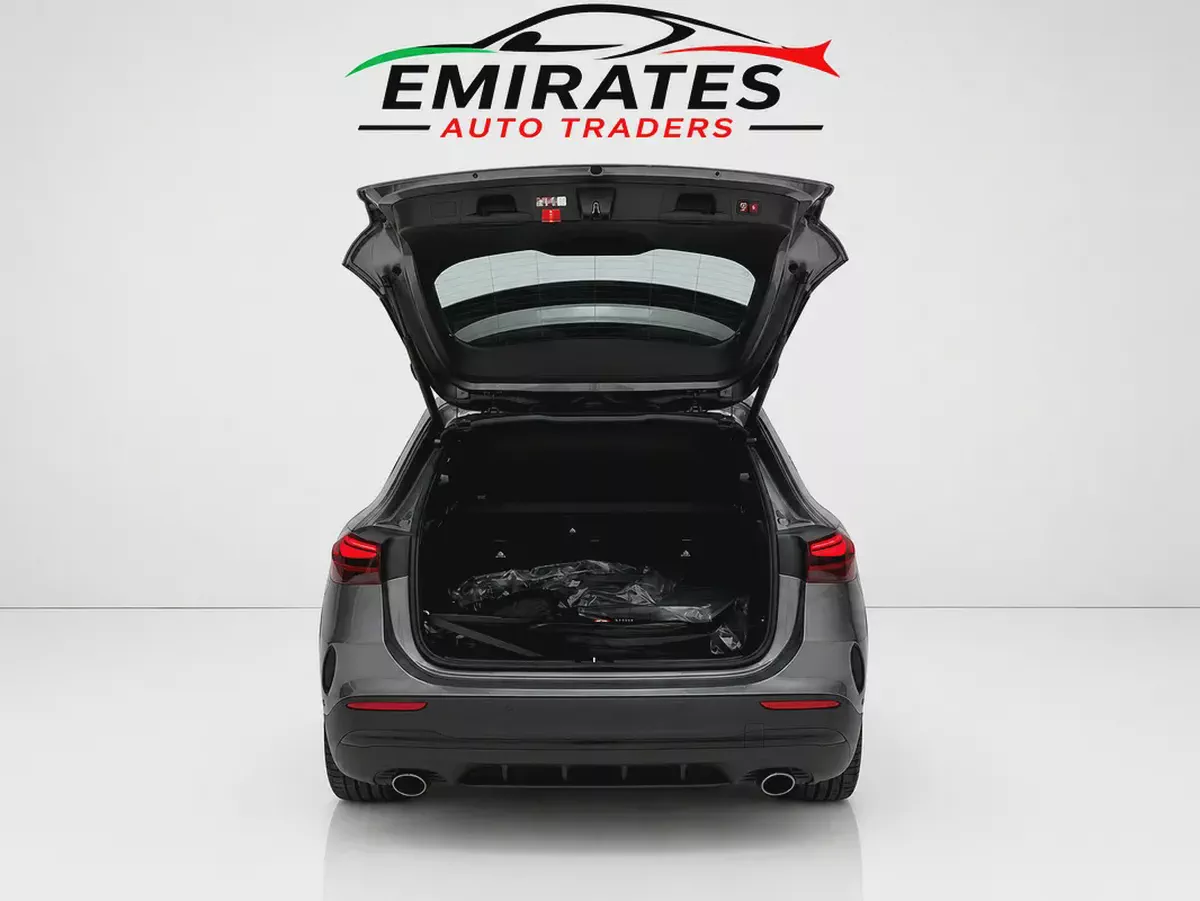 2025 Mercedes Benz GLA35 AMG-8-8