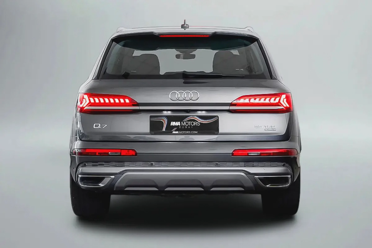 3,244 AED / 60 months | 0% DP | 2022 Audi Q7 55TFSi S Line / Audi Warranty  Service Plan