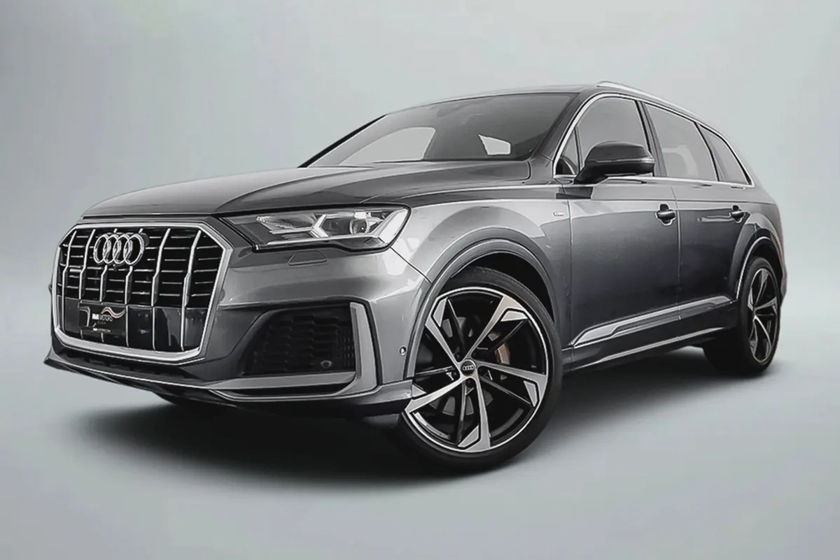 3,244 AED / 60 months | 0% DP | 2022 Audi Q7 55TFSi S Line / Audi Warranty  Service Plan