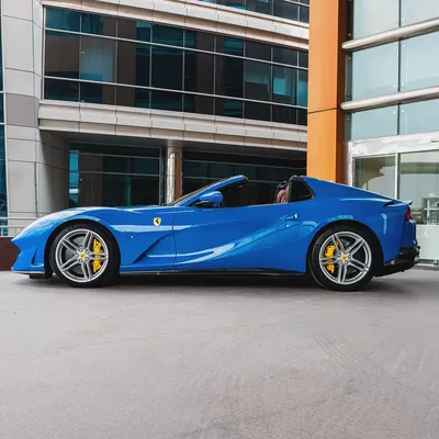 2022 FERRARI  812  GTS  DONE ONLY 2300KM-17