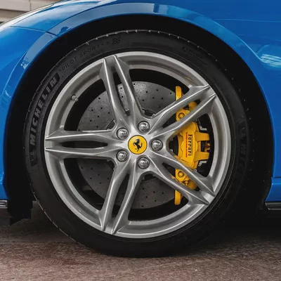 2022 FERRARI  812  GTS  DONE ONLY 2300KM-18