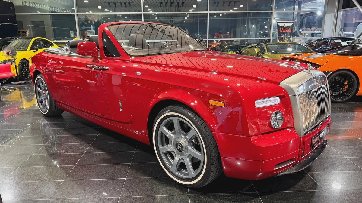 Rolls-Royce Phantom Drophead 2010 | GCC Specs | Pristine Condition