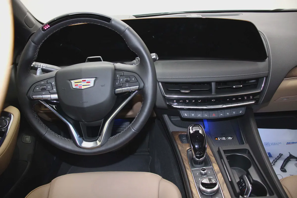2025 Cadillac CT5 Premium Luxury GCC Specs-6-6