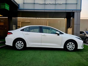 Toyota Corolla XLI GCC 1.6L/ LOW MILEAGE/ CRUISE CONTROL/ FUTTAIM CAR