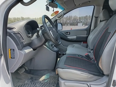 Hyundai H1 GLS 2017 Korean Specs-6