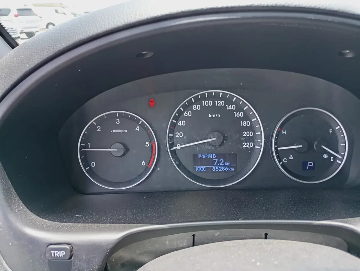 Hyundai H1 GLS 2017 Korean Specs-10-10