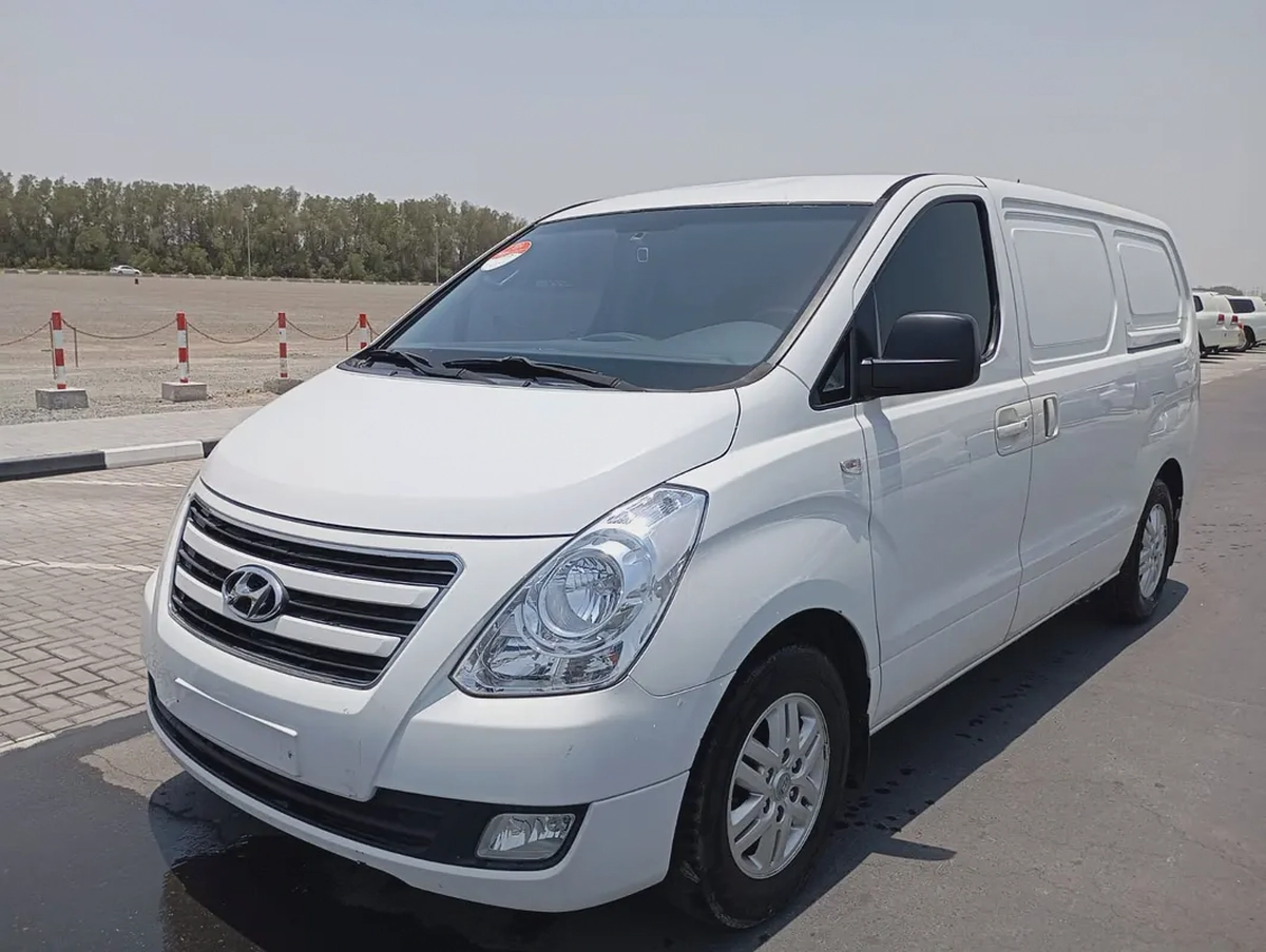 Hyundai H1 GLS 2017 Korean Specs