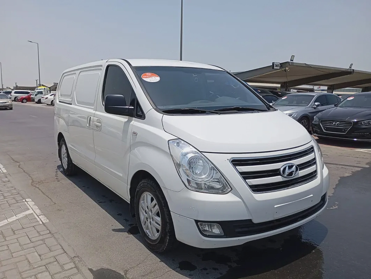 Hyundai H1 GLS 2017 Korean Specs-1-1
