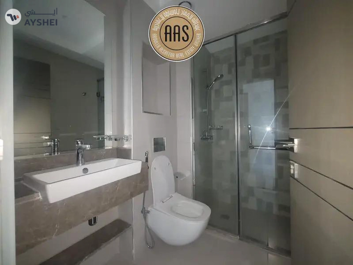 Luxury 1 bhk ready to move apartment with reasonable price 70,000-4-4