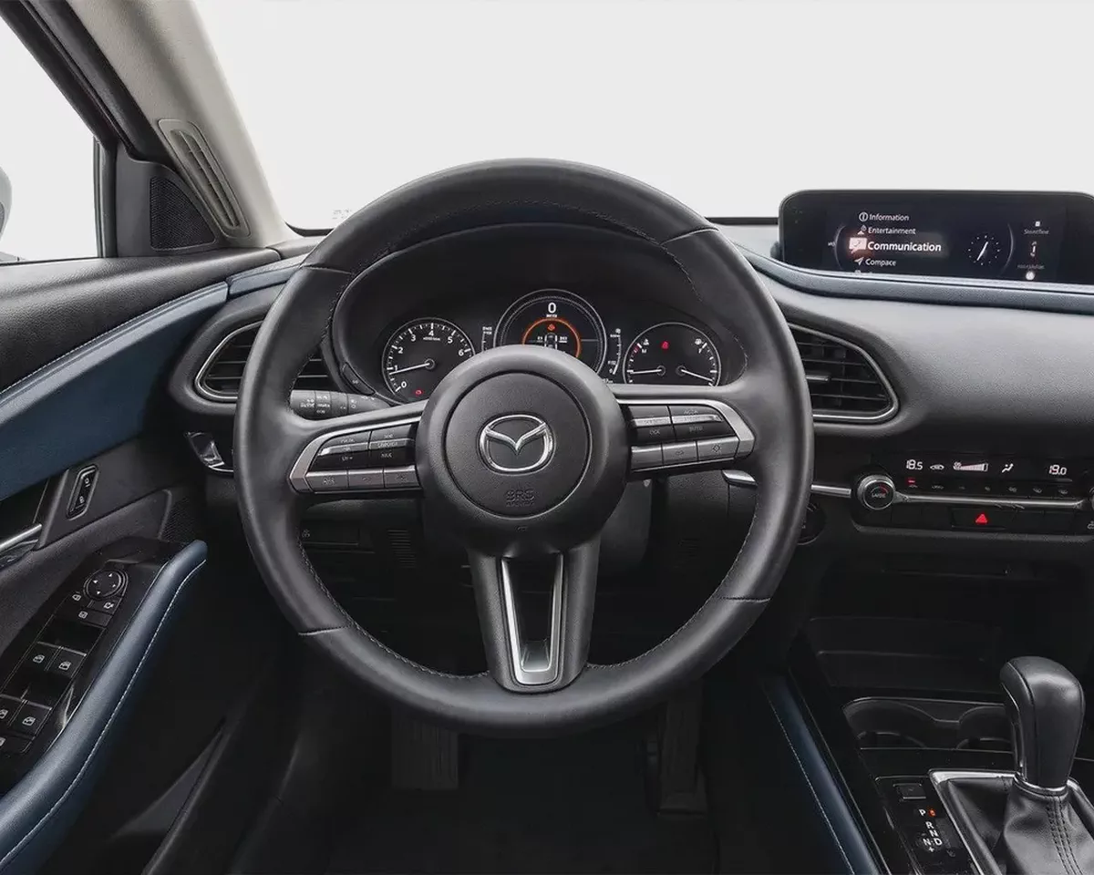 Mazda CX-30 Urbane 2025 | GCC Specs | 2 Keys | AED 1,527 / Monthly-8-8