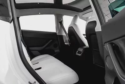 2,657 AED / month | 0% DP | 2023 Tesla Model Y Long Range AWD / Tesla Warranty-11