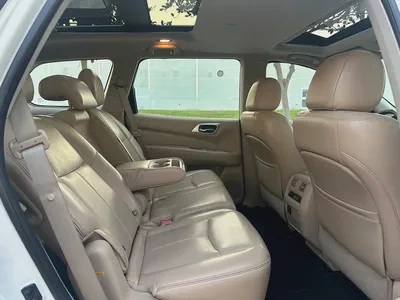 Nissan Pathfinder SV 2019 - GCC Specs - Perfect Family SUV-9
