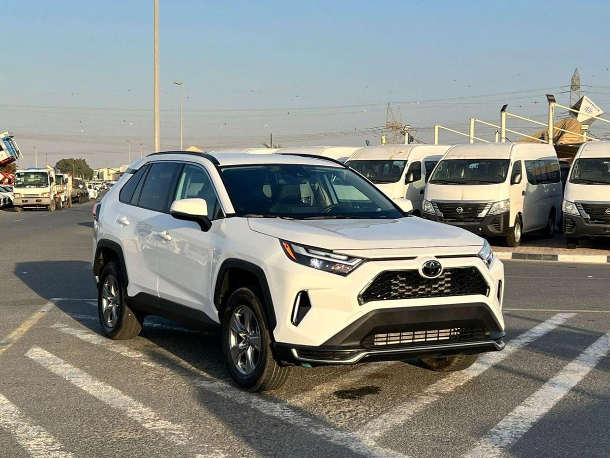 Toyota RAV4 2025 Toyota Rav4 XLE Full Option 2.5L V4 - Rear Camera  - Leather Seat - AWD 4x4 - Push Start