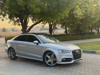 Audi A3 S-line 2016 GCC Specs | Immaculate Condition-2