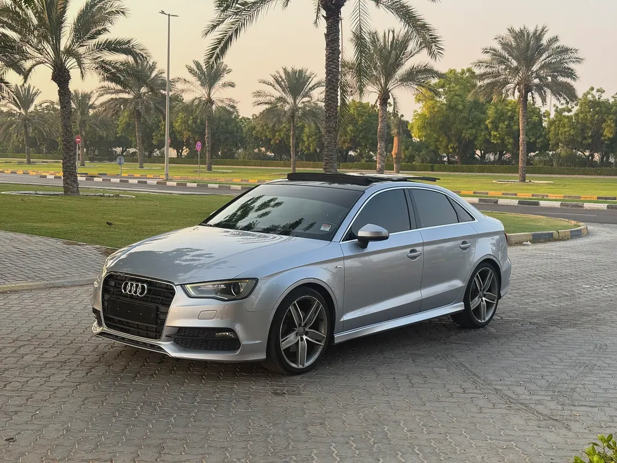 Audi A3 S-line 2016 GCC Specs | Immaculate Condition-6-6