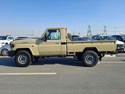 Toyota Land Cruiser Pick Up-15