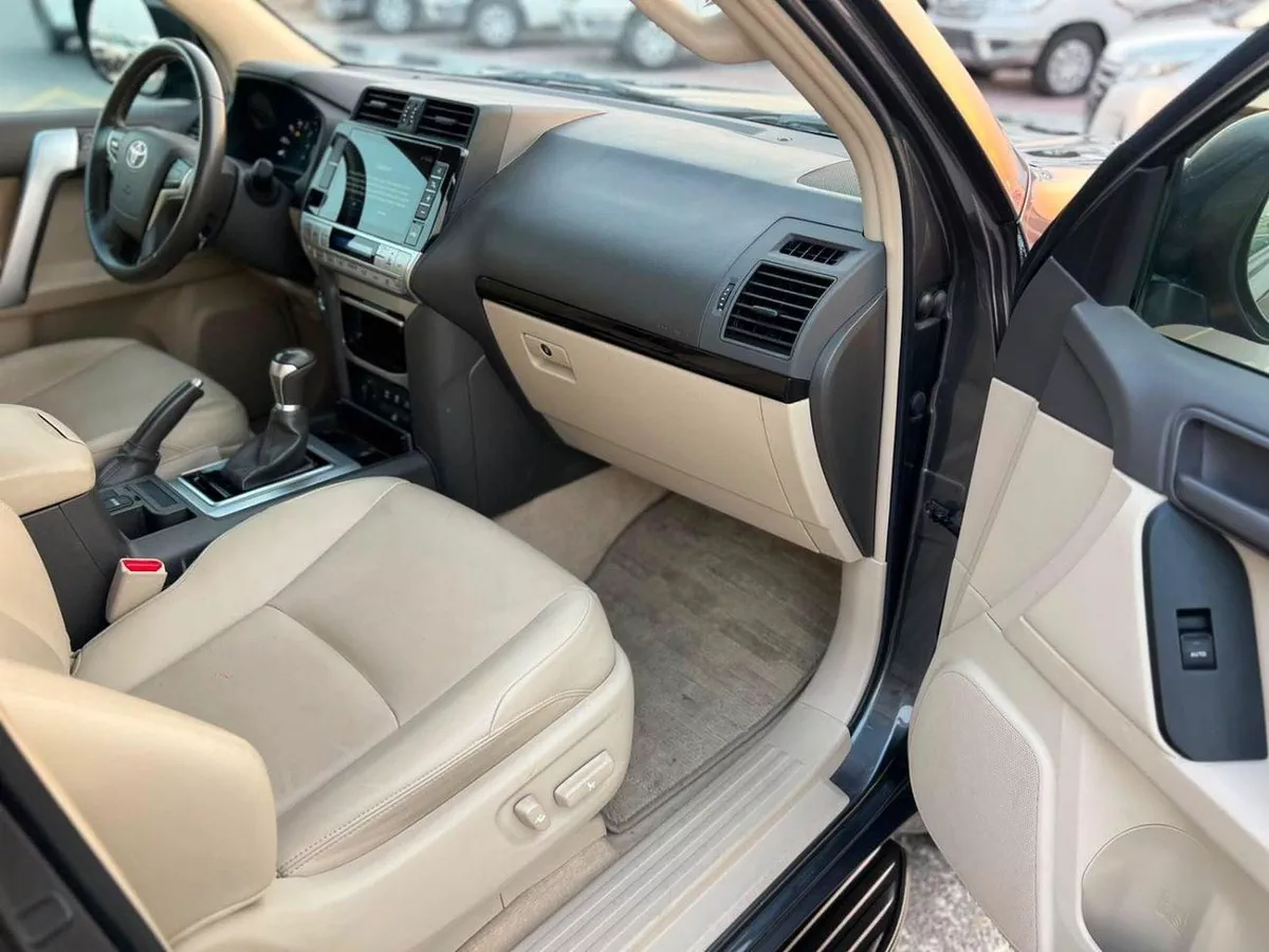 Toyota Prado  2022 Toyota Prado Full Option 4.0L V6 - AWD 4x4 - Electric Seat - Rear CAM & Sensors - Cool Box - Le-6-0