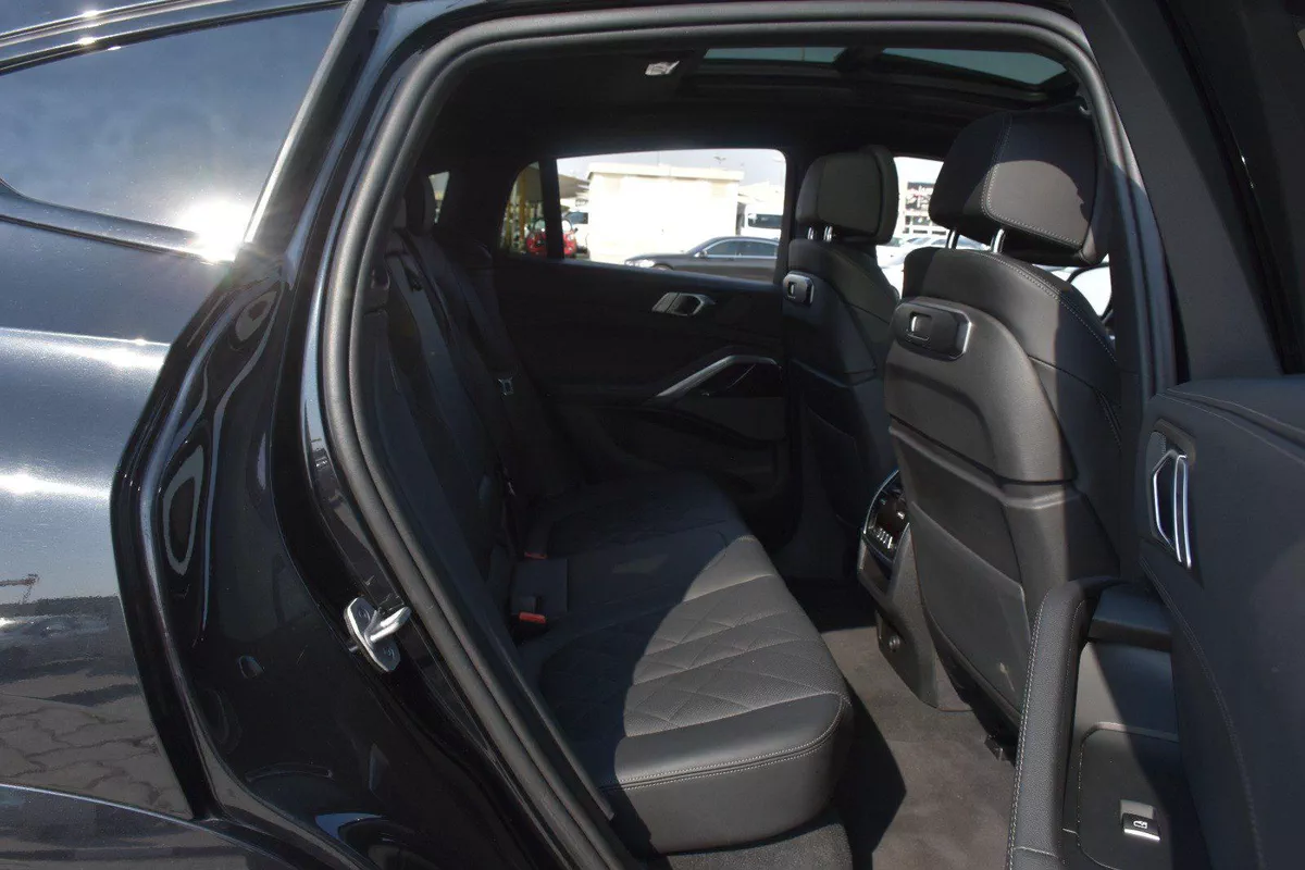 BMW X6 40i XDRIVE 2025 | BLACK-13-13