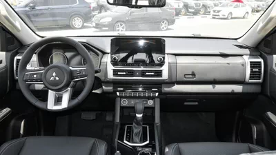 MITSUBISHI L200 SPORTIRO DIESEL-6